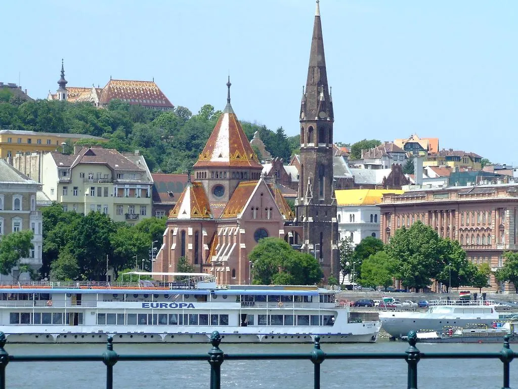 Boomerang Hostel Budapest